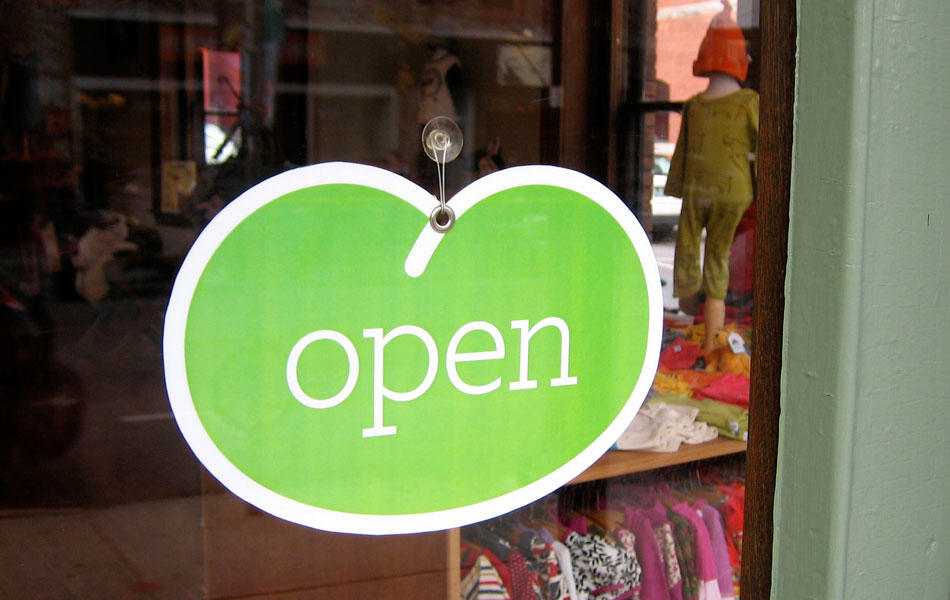 Isabean open sign